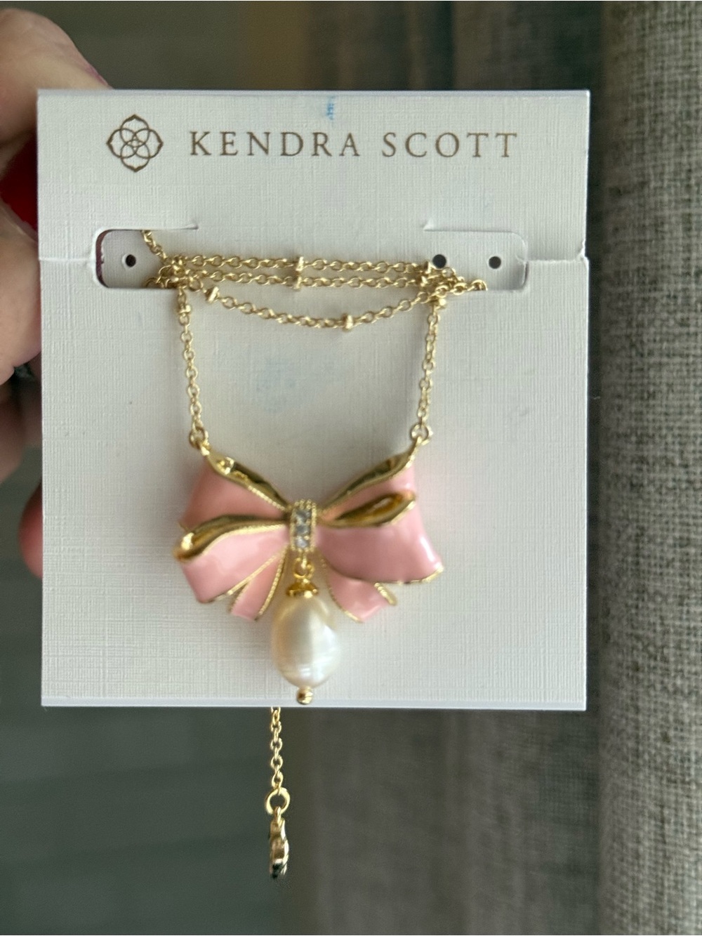 NWT Kendra Scott Pink Enamel Bow Necklace with Pearl - Picture 2 of 3